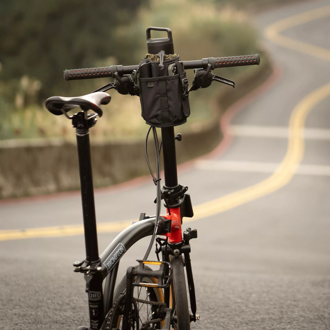 Grab and Go Front Bottle Pouch Wotancraft