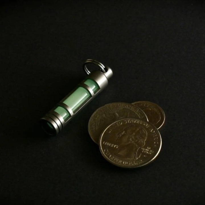 TEC-T3  Embrite™ 發光鈦金屬匙扣