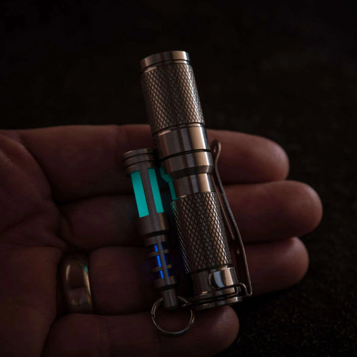 TEC-SCR 雙發光體 氚燈 / 不鏽鋼匙扣