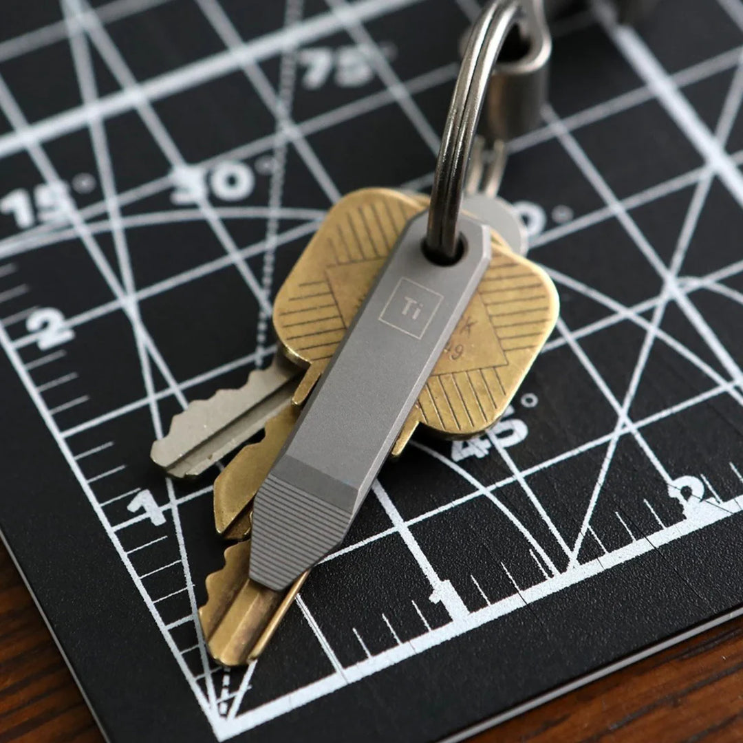 Mini Titanium Pry Bar Big Idea Design