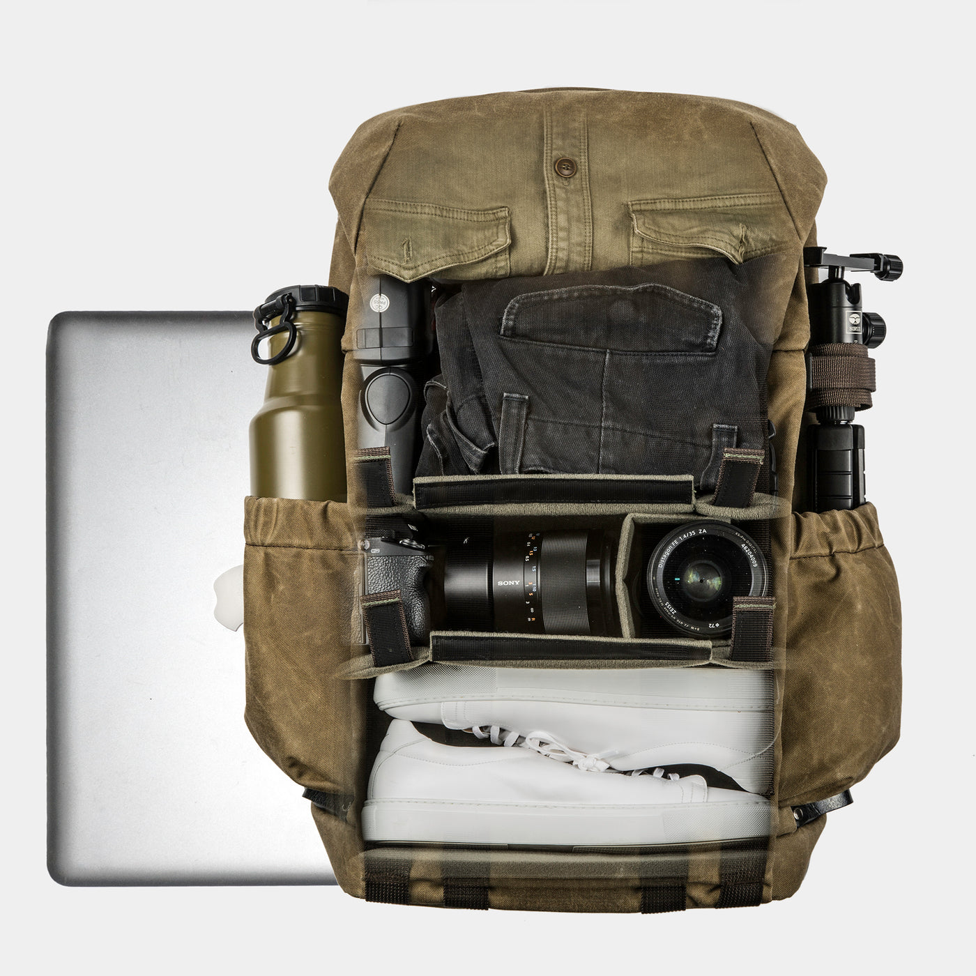 PILOT Travel Camera Backpack 20L
