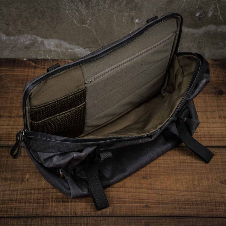 Pioneer Expandable Front Bag L (Carrier Frame NOT included) Wotancraft