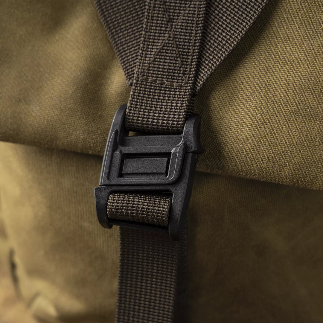 #color_khaki-brown-canvas