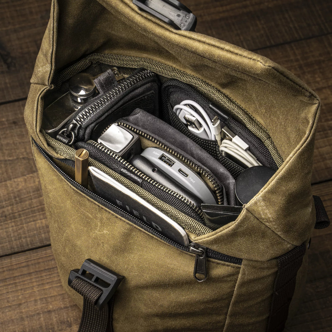 #color_khaki-brown-canvas