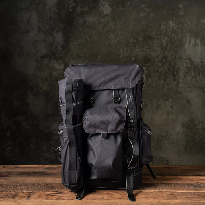 #color_charcoal-black-canvas