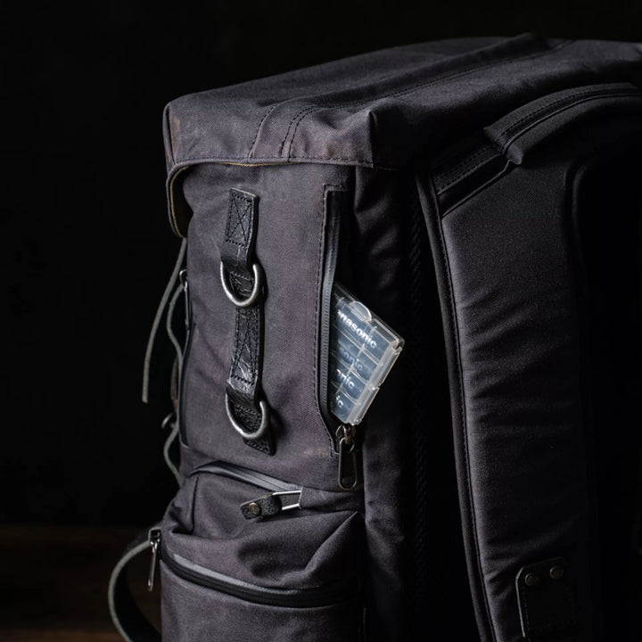 #color_charcoal-black-canvas