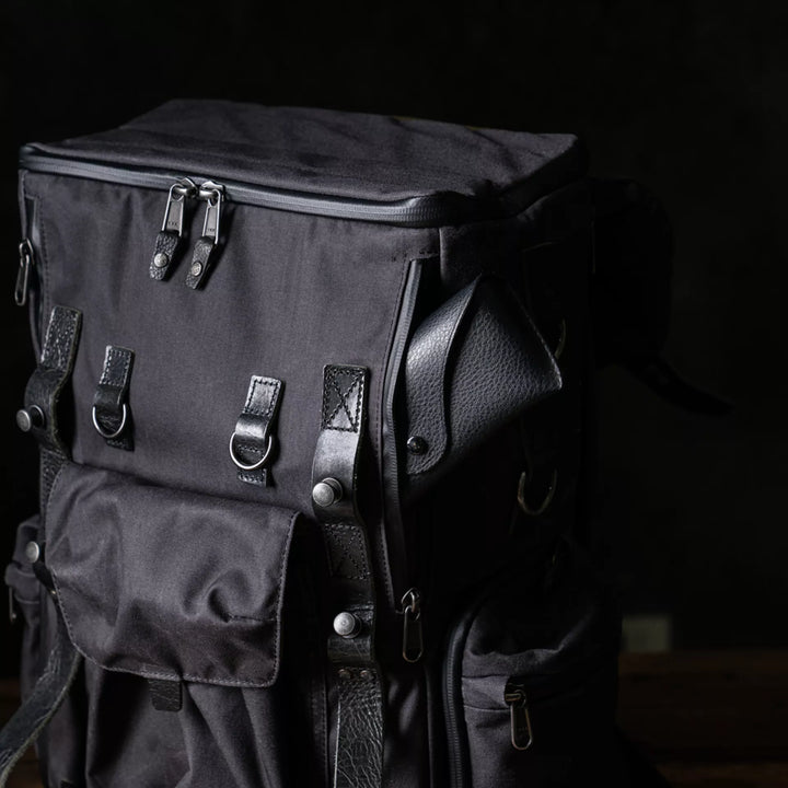 #color_charcoal-black-canvas