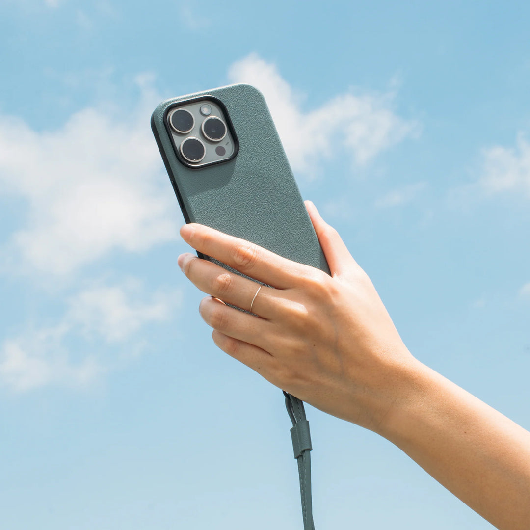 Active Cases & Accessories