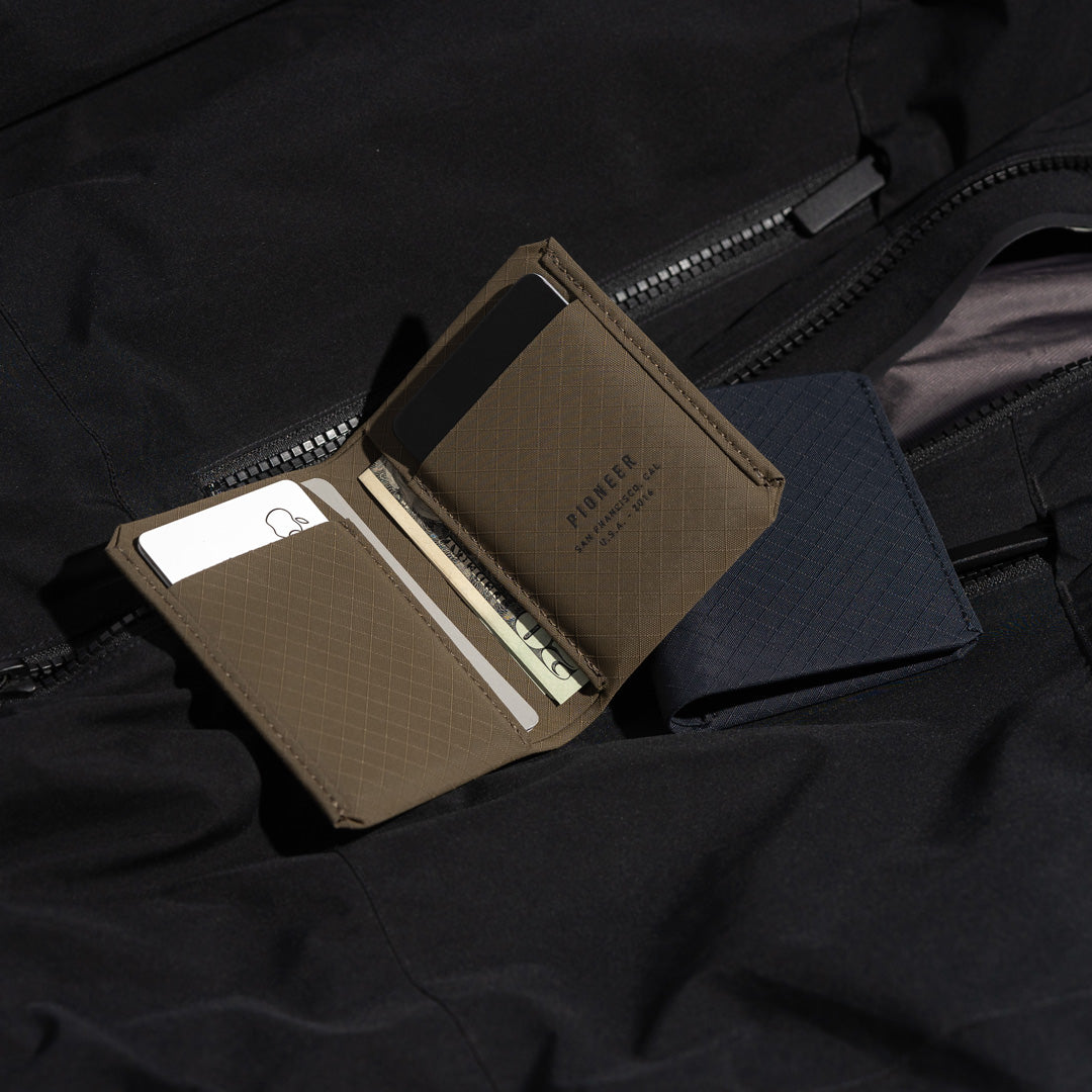 Pioneer-Carry-Cardholder-Wallets FEVERGUY