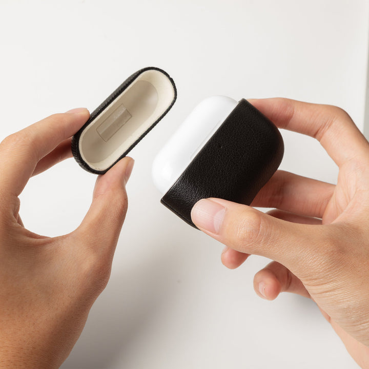 (Re)Classic Case for AirPods Pro 3