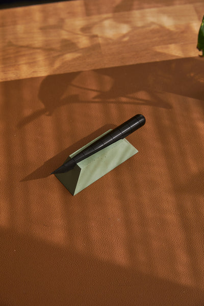 Desk Knife Plinth