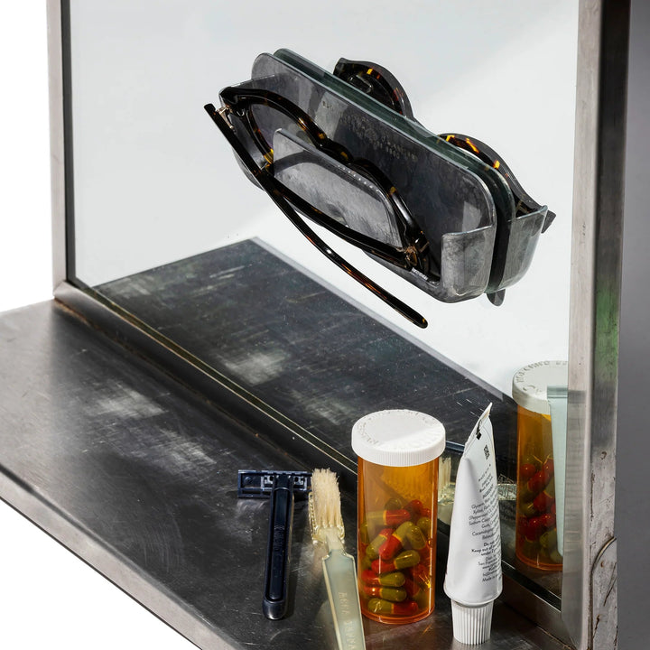 Aluminum Die Casting Glasses Holder Puebco