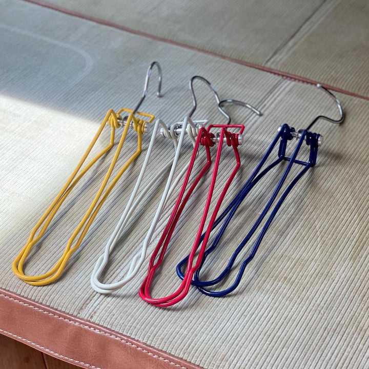 FOLDING HANGER Dulton