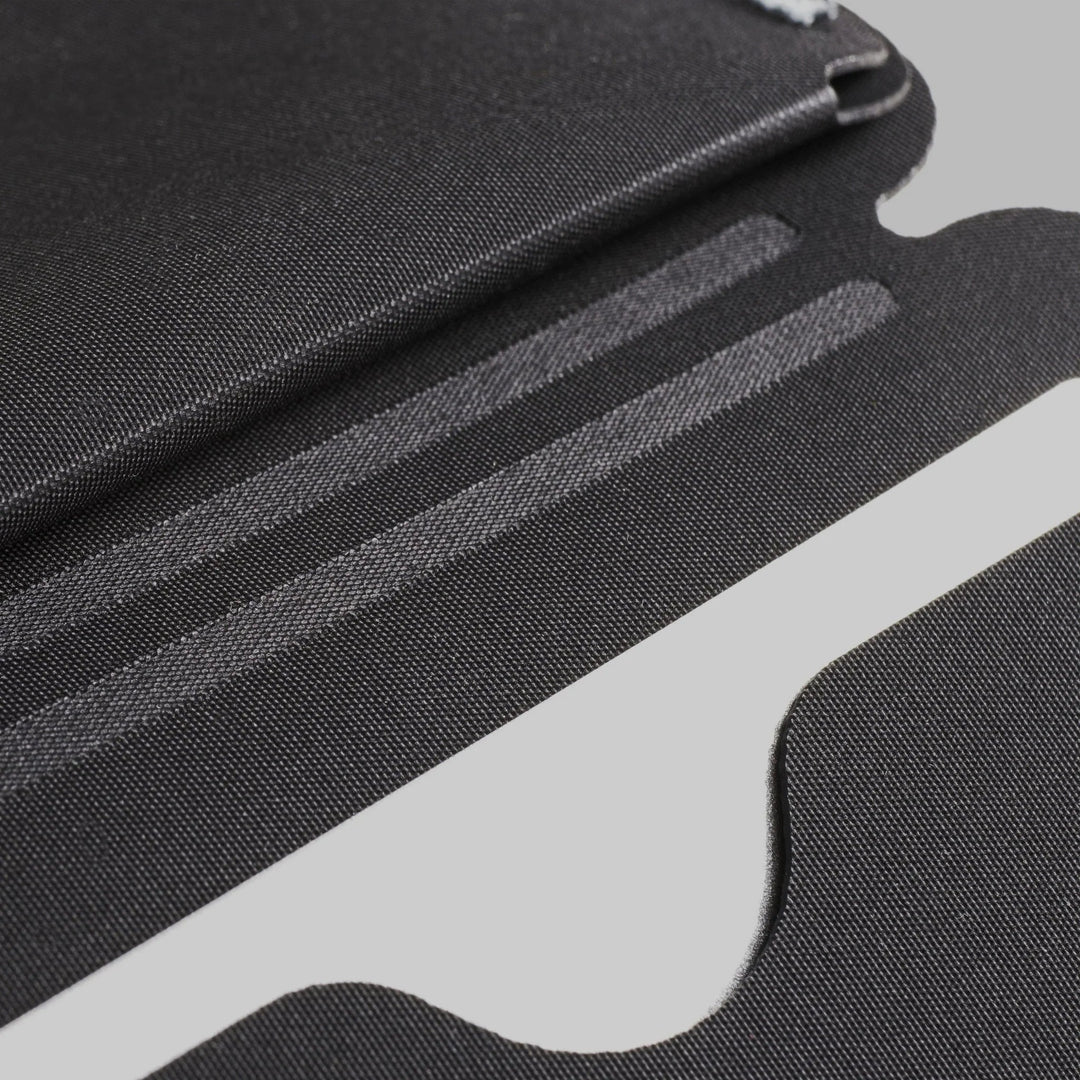 RE:02 CARD HOLDER RE:FORM