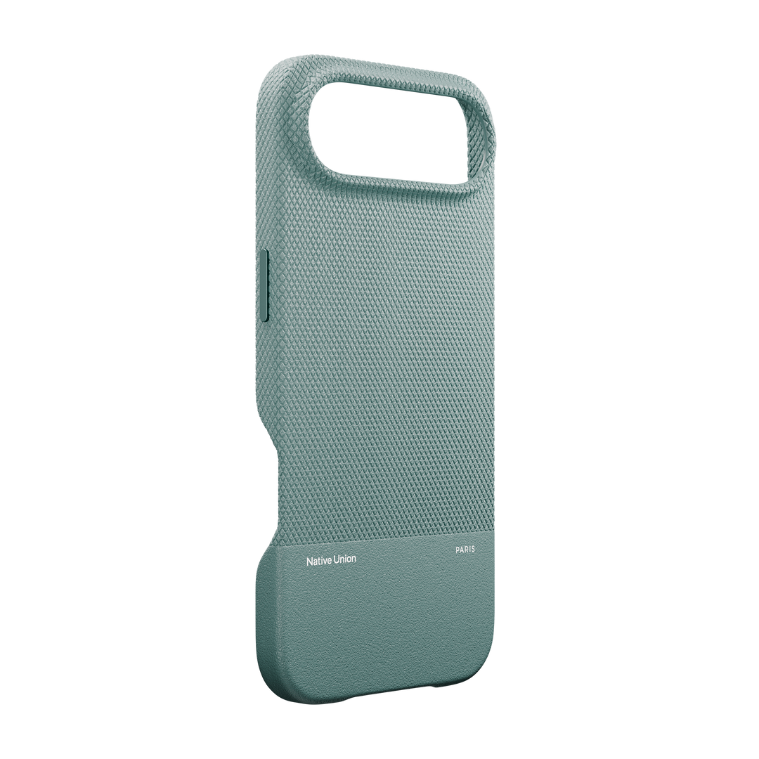 (Re)Classic Case for iPhone 17 Native Union