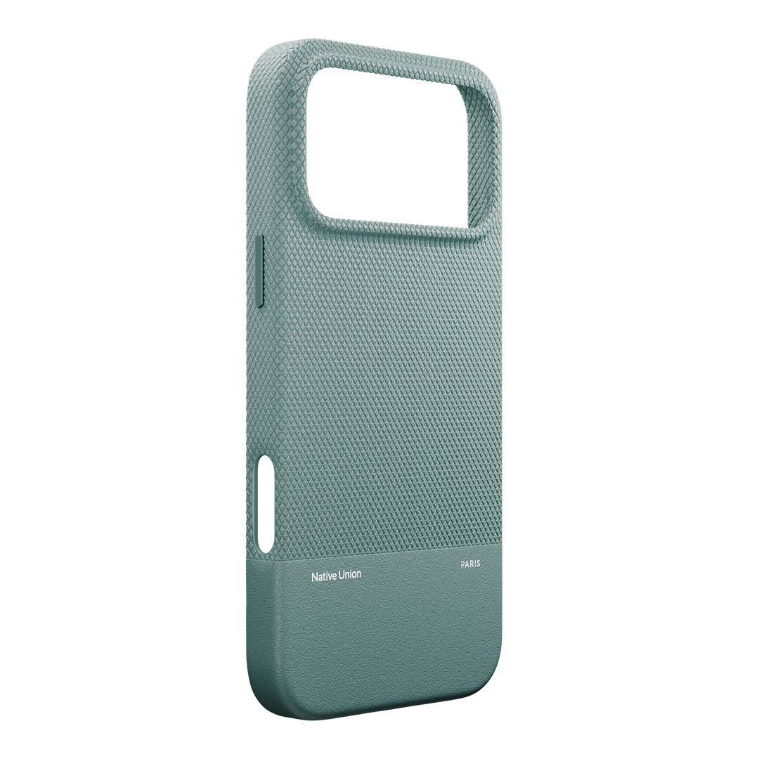 (Re)Classic Case for iPhone 17 Native Union