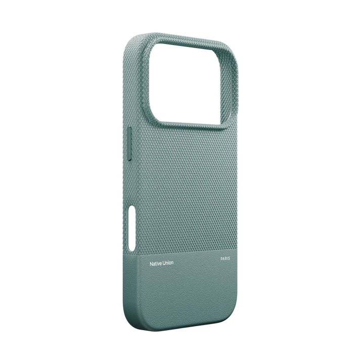 (Re)Classic Case for iPhone 17 Native Union