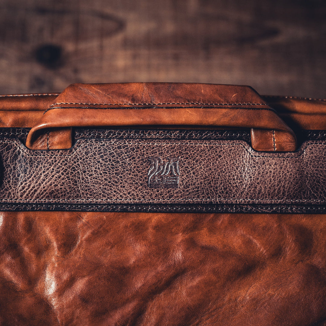 Night Rider Leather Sling Bag | 9.5L Wotancraft