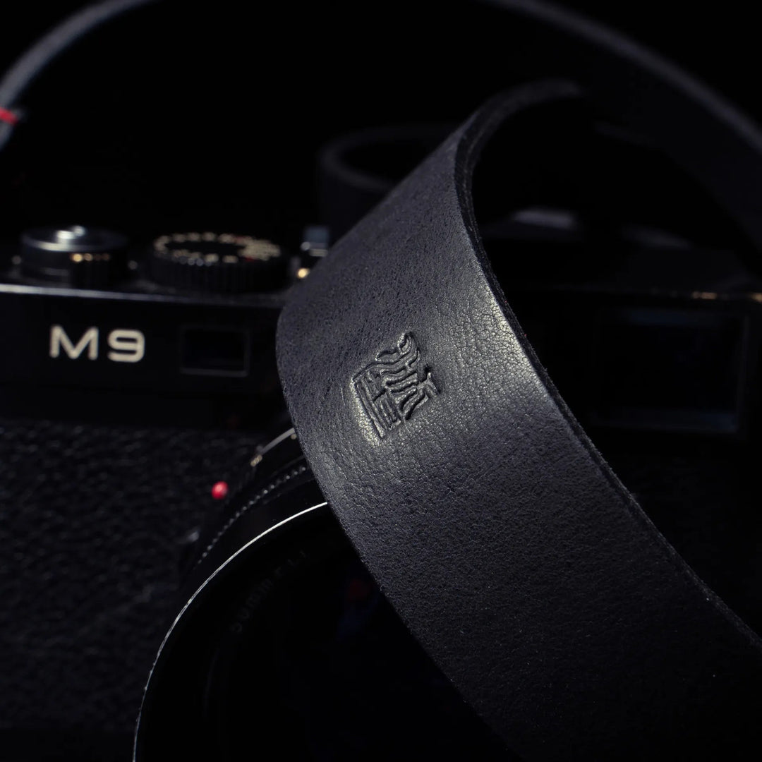 Premium Handcrafted Double-Sided Leather Strap Tapered 002 (Cura Split Rings) FEVERGUY