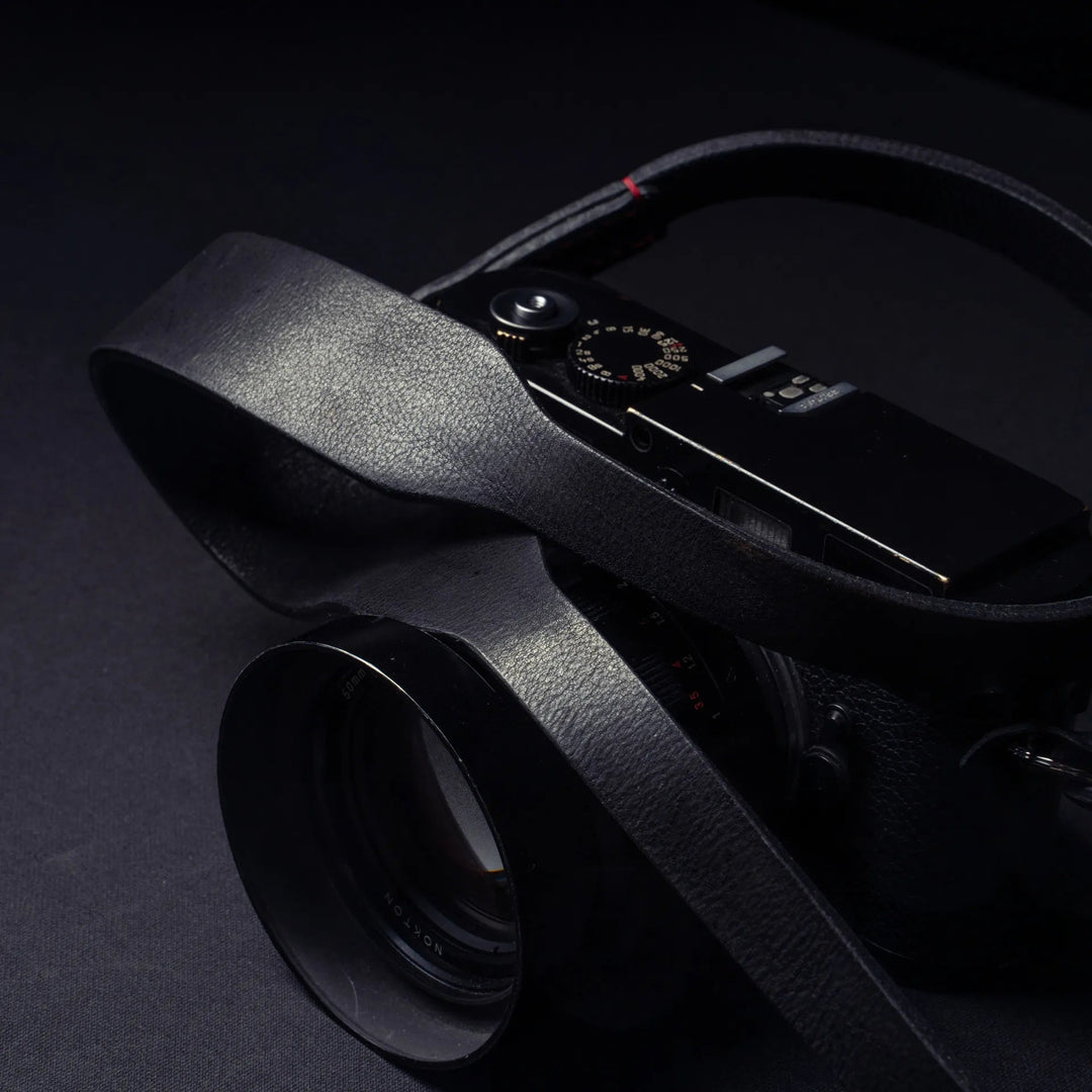 Premium Handcrafted Double-Sided Leather Strap Tapered 002 (Cura Split Rings) FEVERGUY