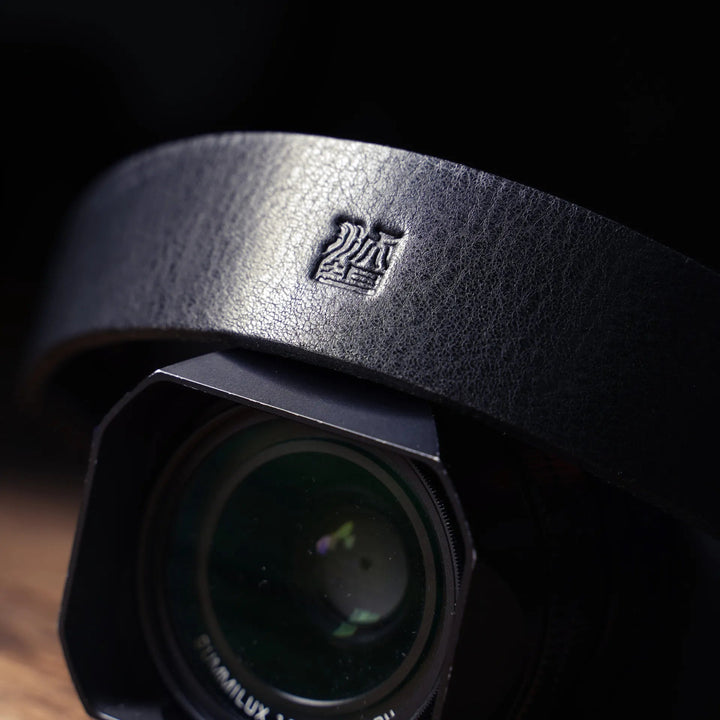 Premium Handcrafted Double-Sided Leather Strap Tapered 002 (Cura Split Rings) FEVERGUY