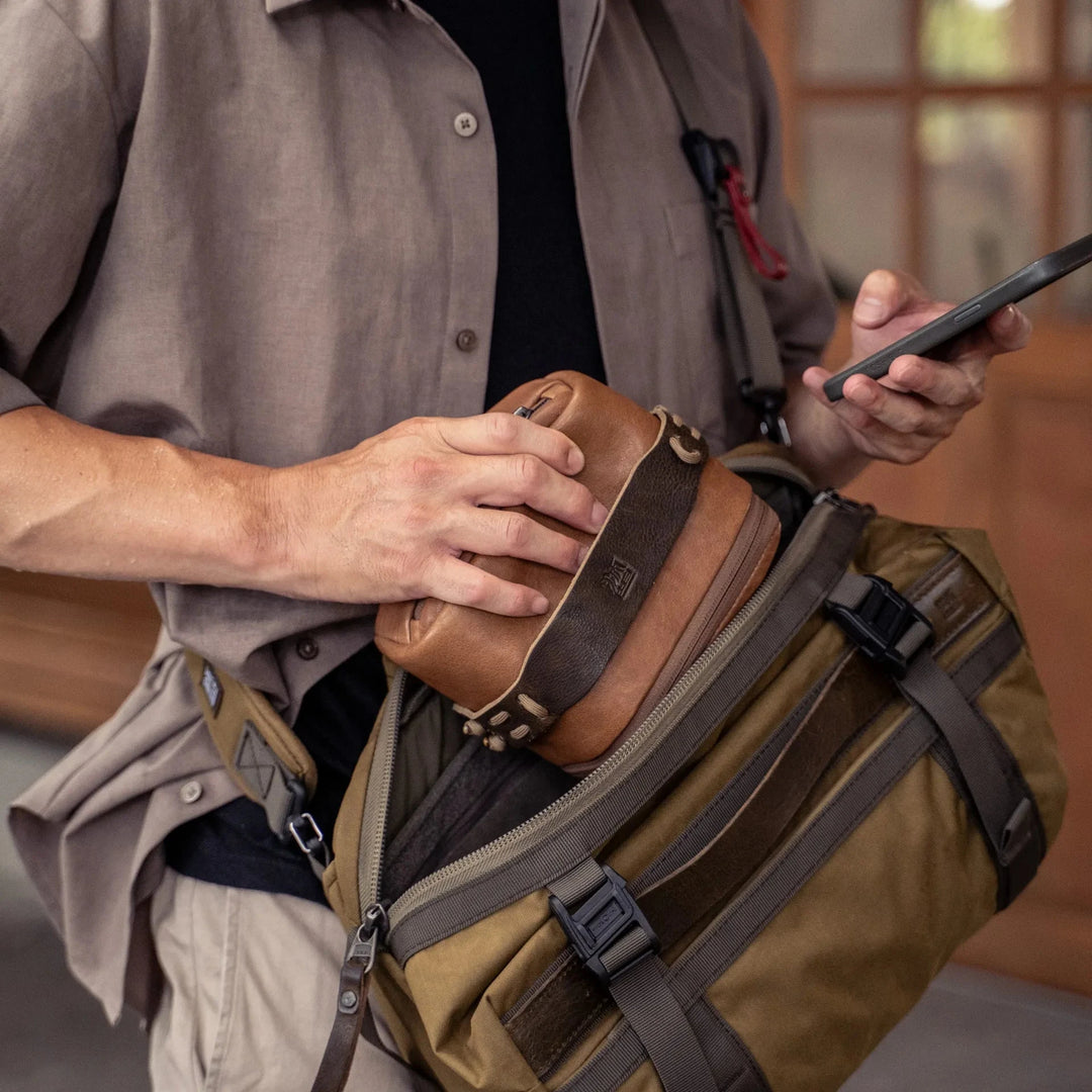 Full Leather Portable Camera Pouch L FEVERGUY