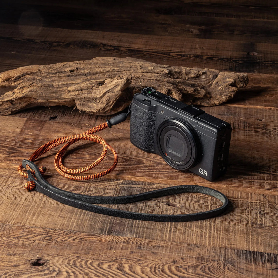 Parashooter Neck Strap / 012 Black Orange / Slim Wotancraft