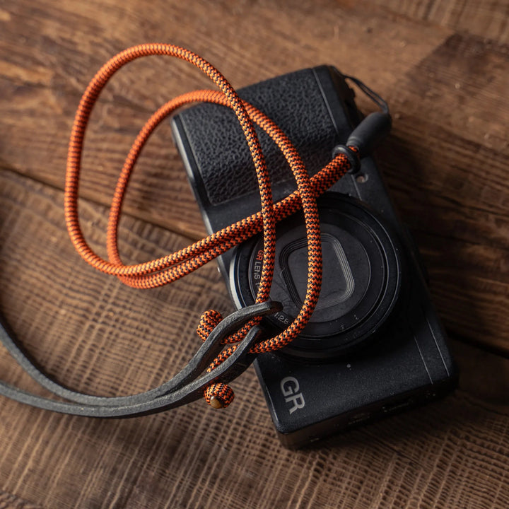 Parashooter Neck Strap / 012 Black Orange / Slim Wotancraft
