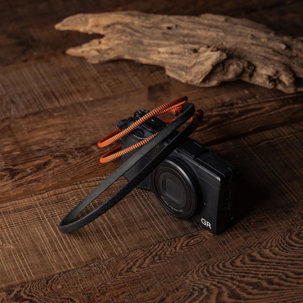 Parashooter Neck Strap / 012 Black Orange / Slim Wotancraft