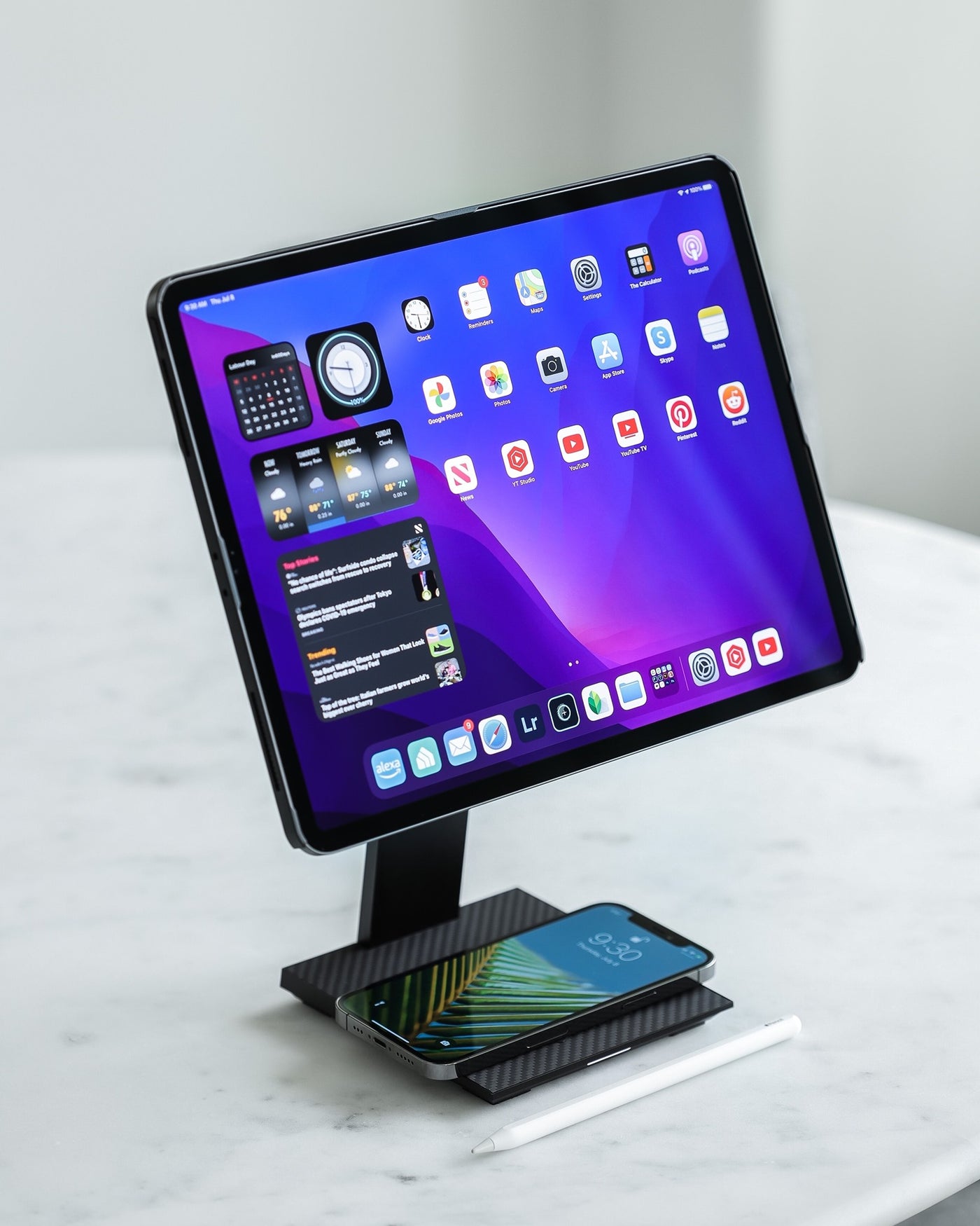Pitaka - MagEZ Charging Stand for Tablets