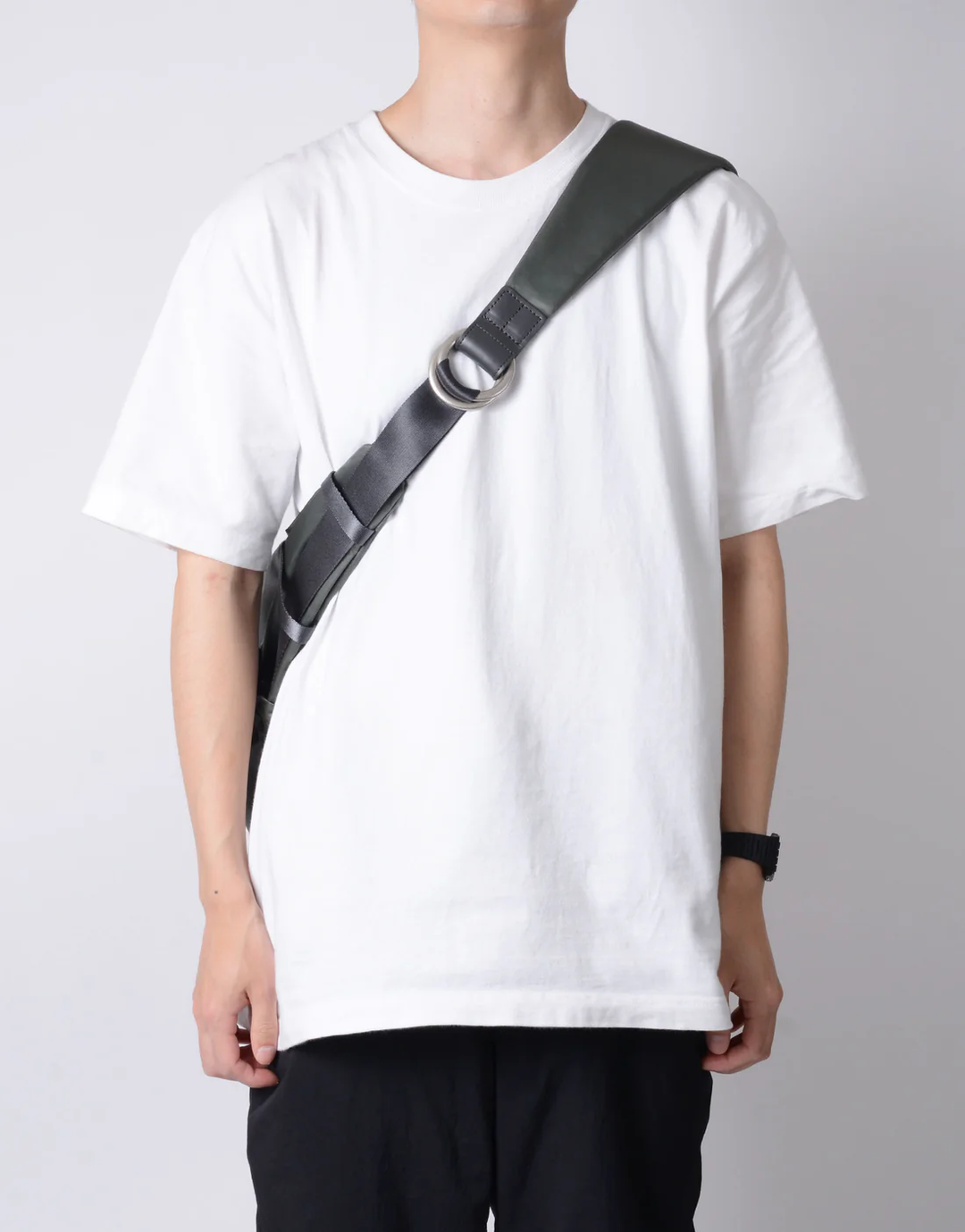 Ark Solid Shoulder Bag L