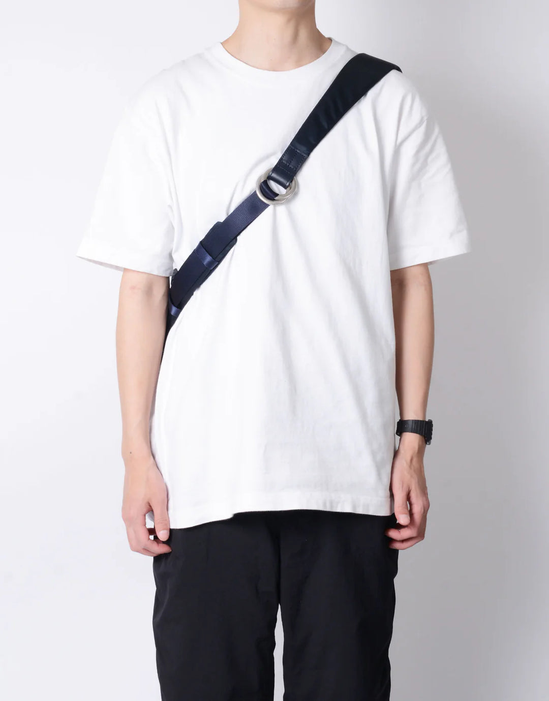 Ark Solid Shoulder Bag M