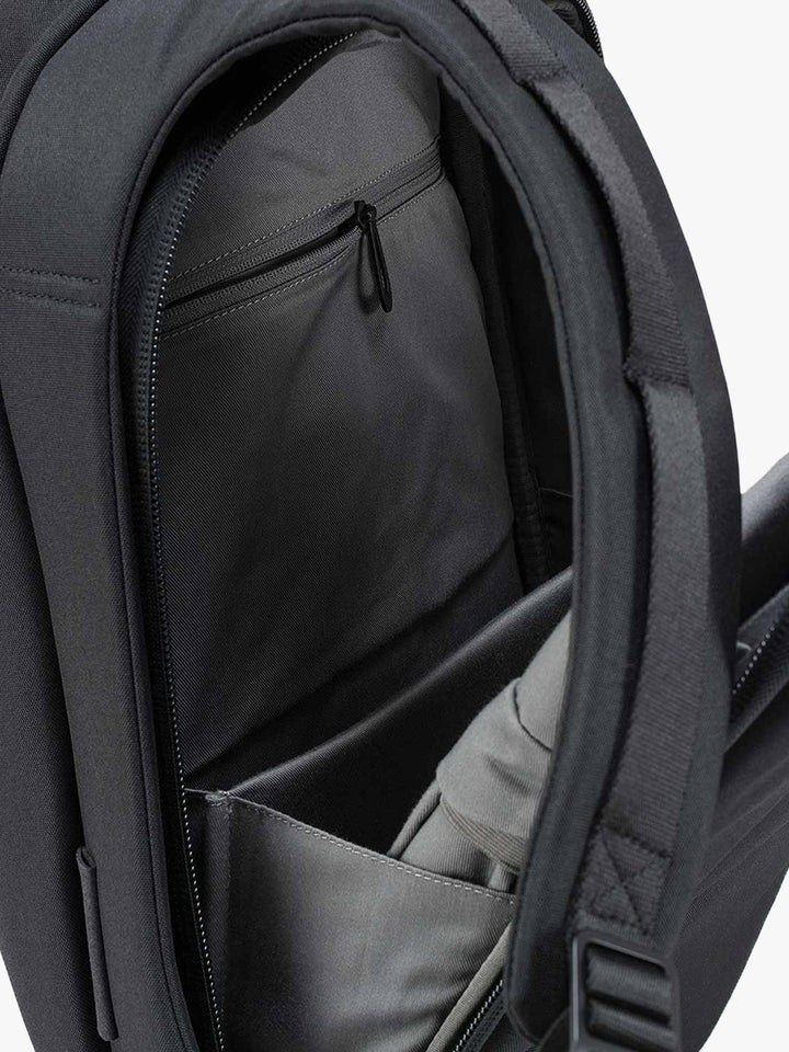 Isar M EcoYarn Black côte&ciel