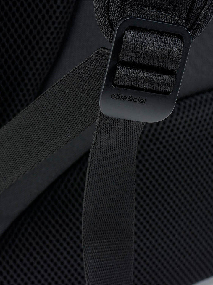 New Nile Obsidian Black côte&ciel