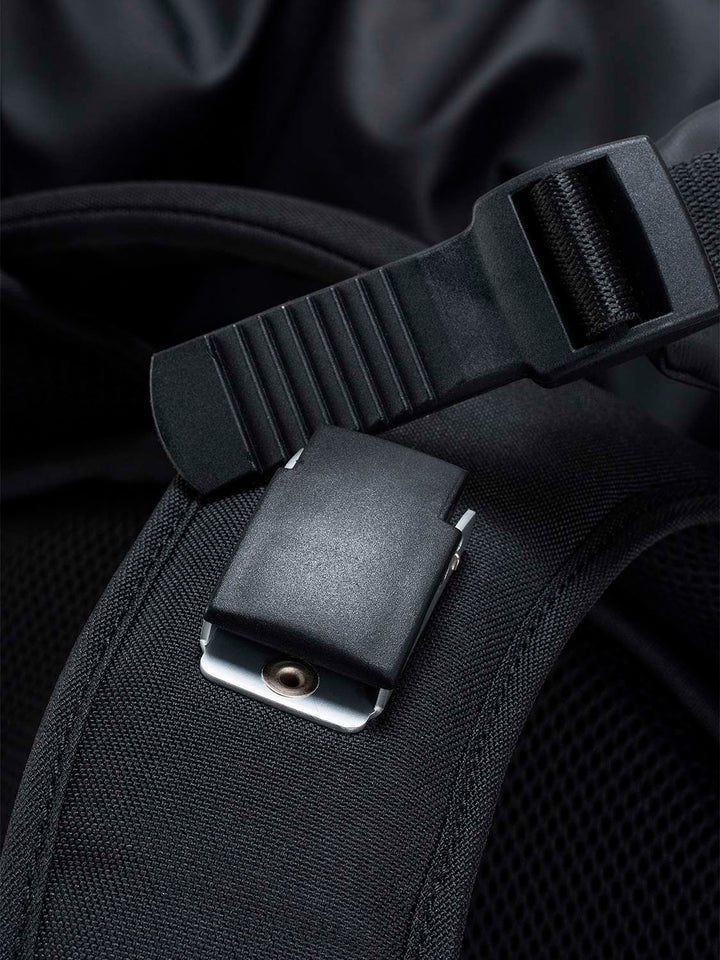New Nile Obsidian Black côte&ciel