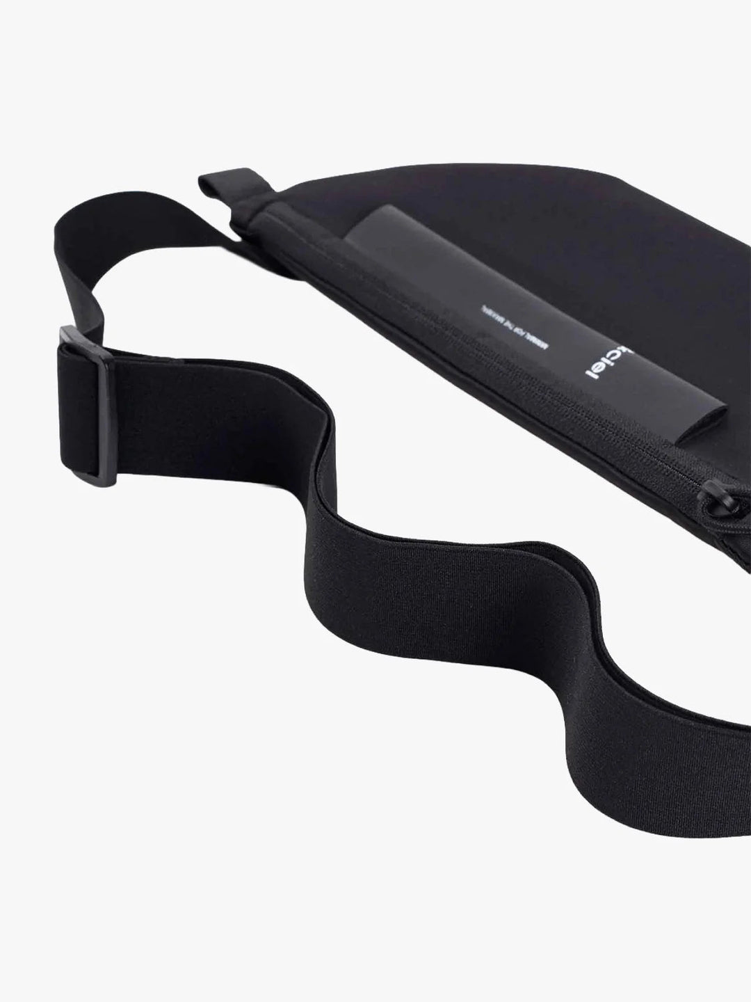 Isarau XS Sleek Black côte&ciel