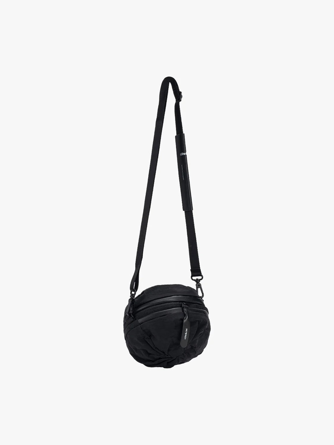 Vikos M Smooth Black Bag côte&ciel