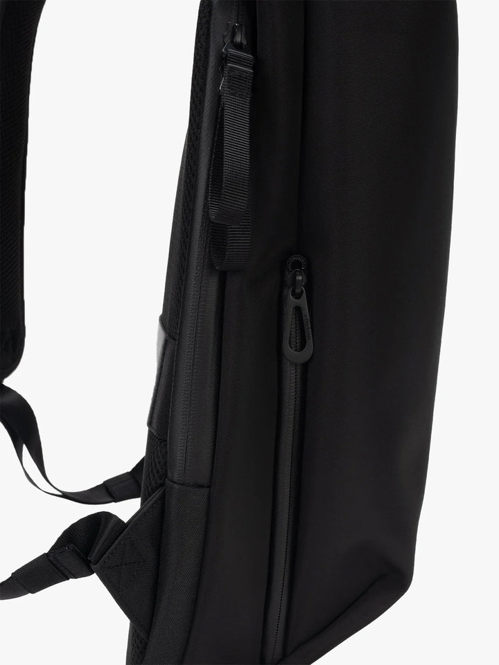 Saru Sleek Black côte&ciel