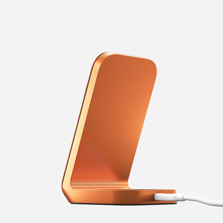 Stand One | Qi2.2 25W Charging Nomad