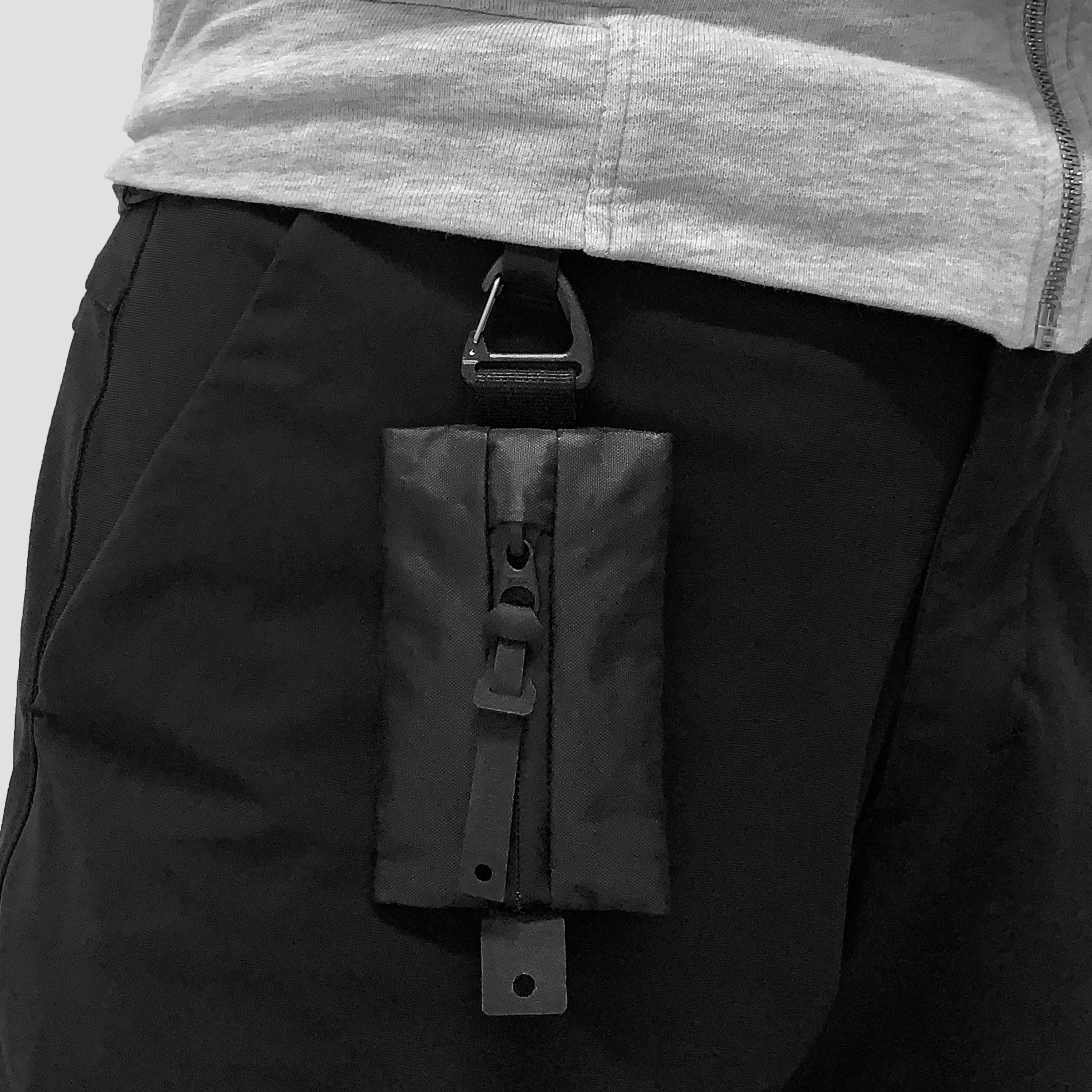 Annex Zip (L) - FEVERGUY
