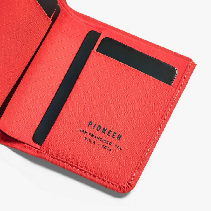 Altitude Billfold Pioneer Carry