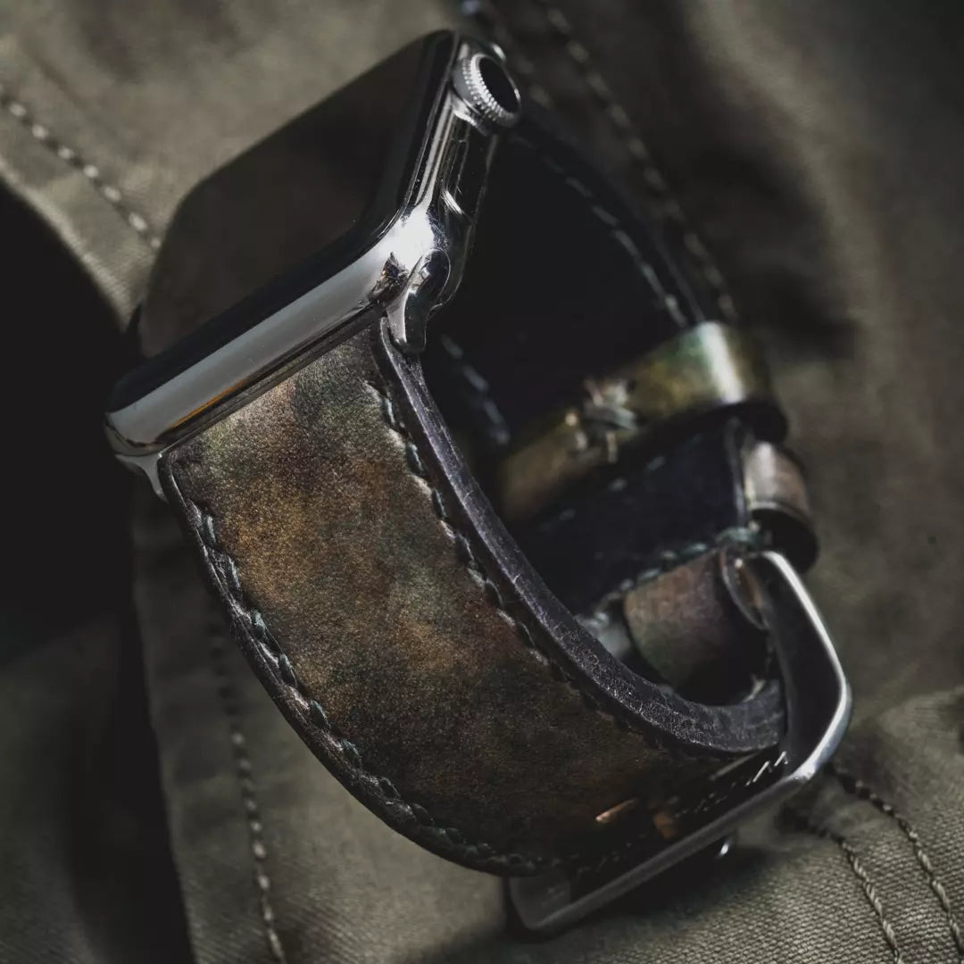 "Camoflage" Hand-dyed Cowhide leather strap Woodland Camo (For Apple Watch) Wotancraft