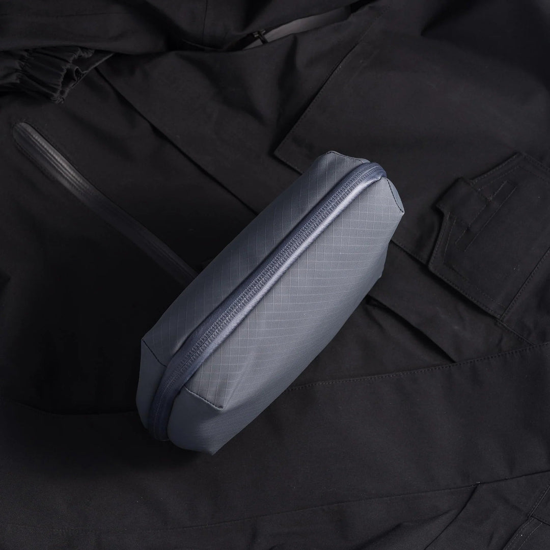 Global Pouch Pioneer Carry