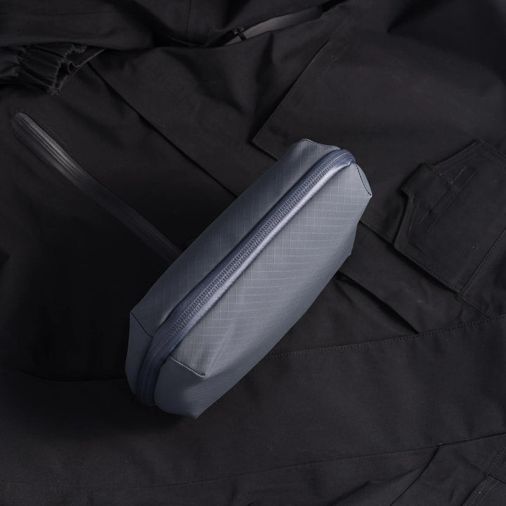 Global Pouch Pioneer Carry