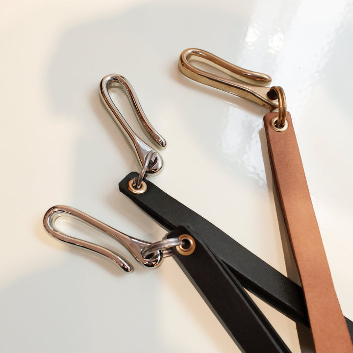 2-in-1 Leather Strap | Neck & Hand Carry UNSIMPLE