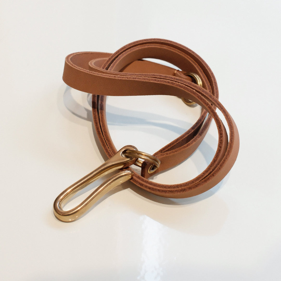 2-in-1 Leather Strap | Neck & Hand Carry UNSIMPLE