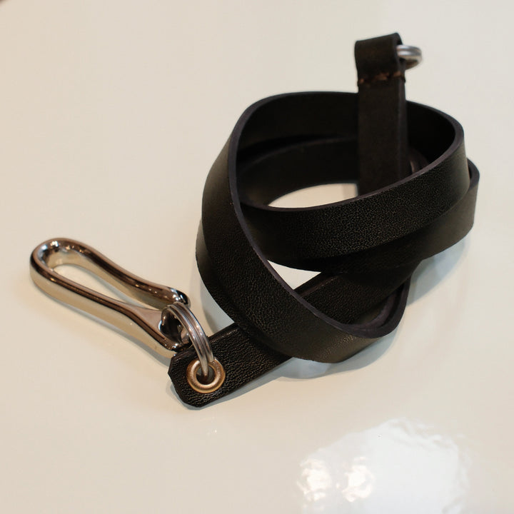 2-in-1 Leather Strap | Neck & Hand Carry UNSIMPLE