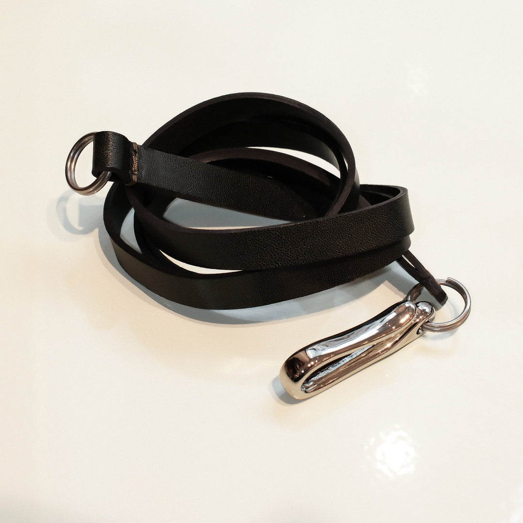 2-in-1 Leather Strap | Neck & Hand Carry UNSIMPLE