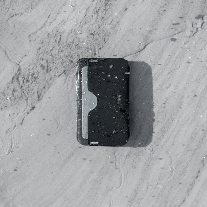 RE:02 CARD HOLDER RE:FORM