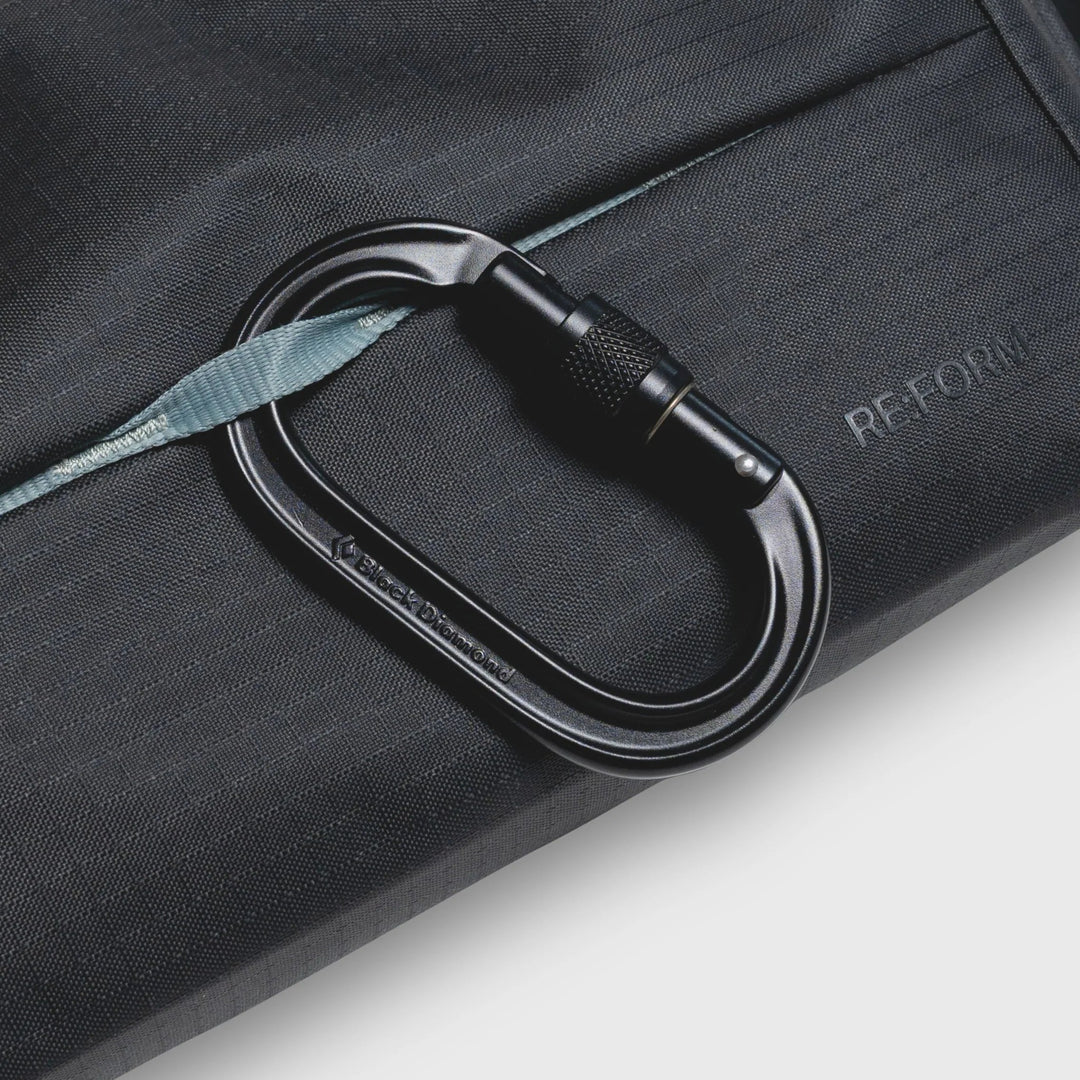 XB:01 CROSSBODY 3L RE:FORM